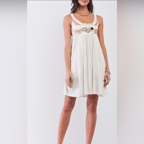 Ladies Crwam & Champagne Satin top dress - Picture 1 of 2